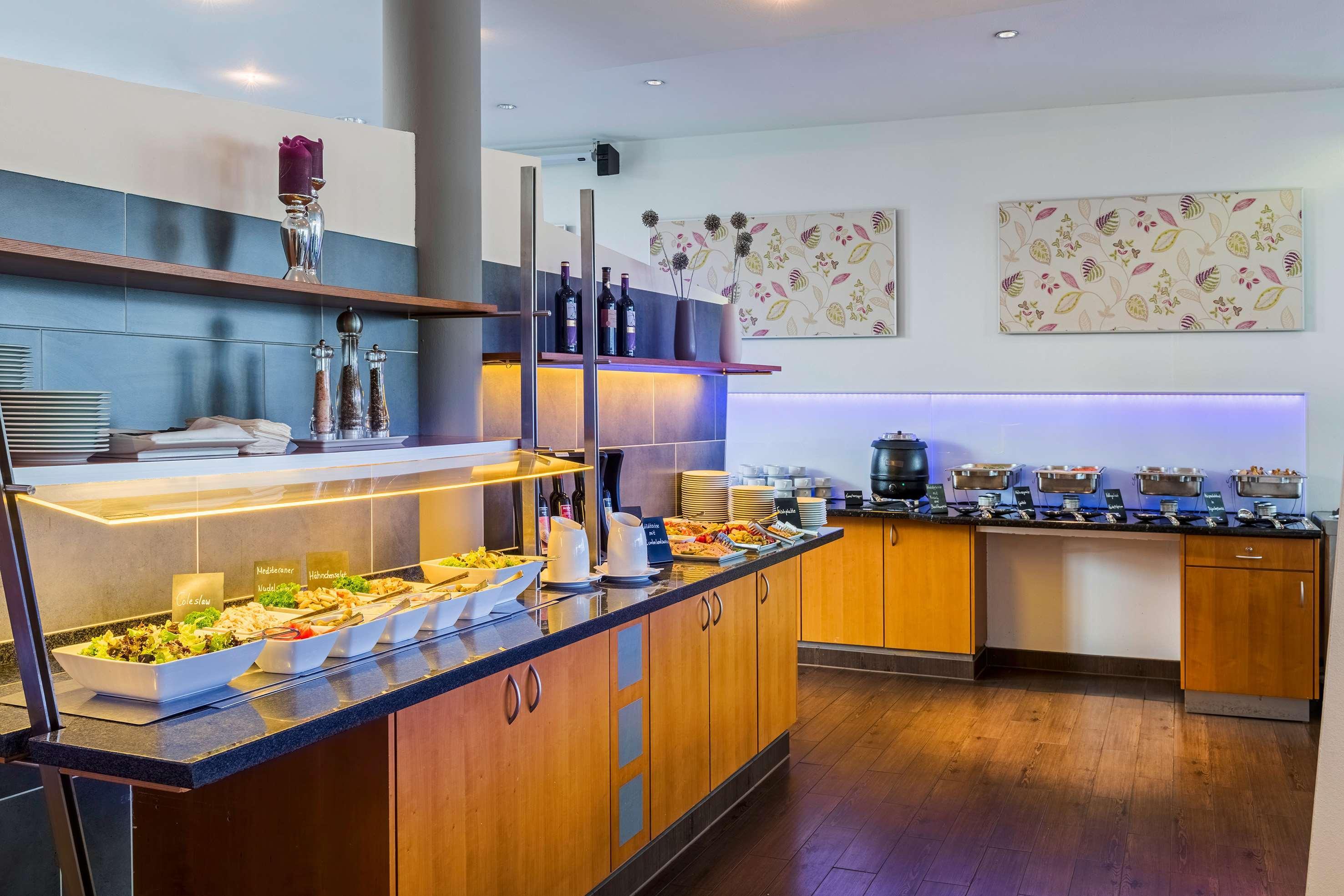 Courtyard By Marriott Dortmund Hotel Exterior photo
