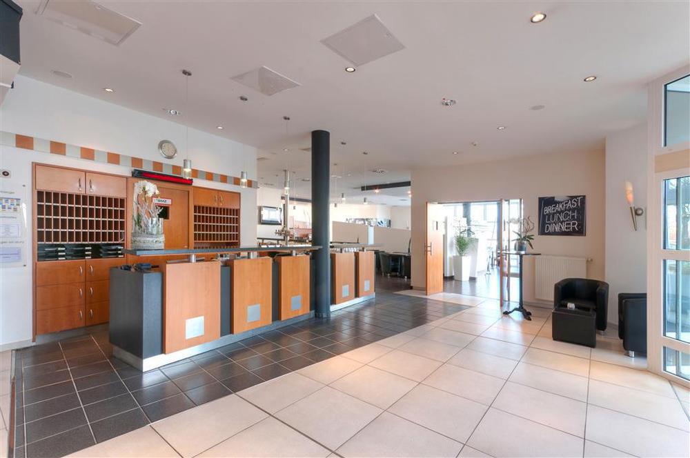 Courtyard By Marriott Dortmund Hotel Interior photo
